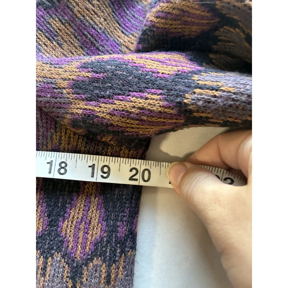 Exclusively Missook Full Zip Cardigan Aztec Print Medium Casual Western Money